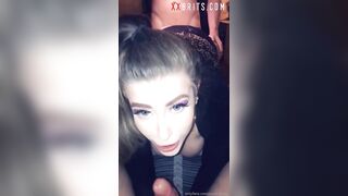 Busty British Babe Amelia Skye Gets Snapchat Double Dicking