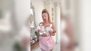 Frances Bentley Covers Her Tits And Ass In Cream Before Playing With Huge Dildo